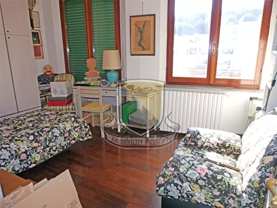 Immagine 18 di Appartamento in vendita  a Siena