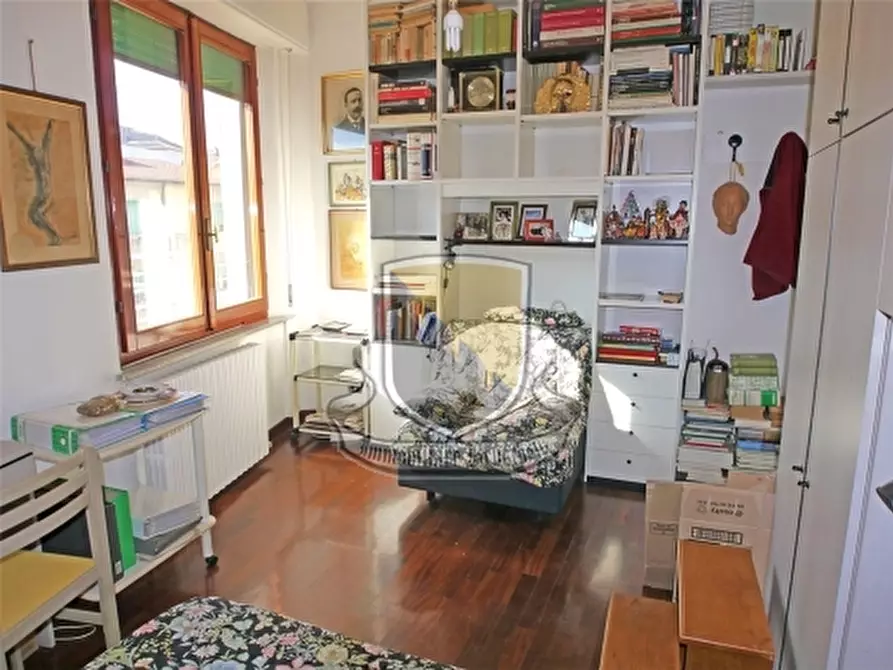 Immagine 20 di Appartamento in vendita  a Siena