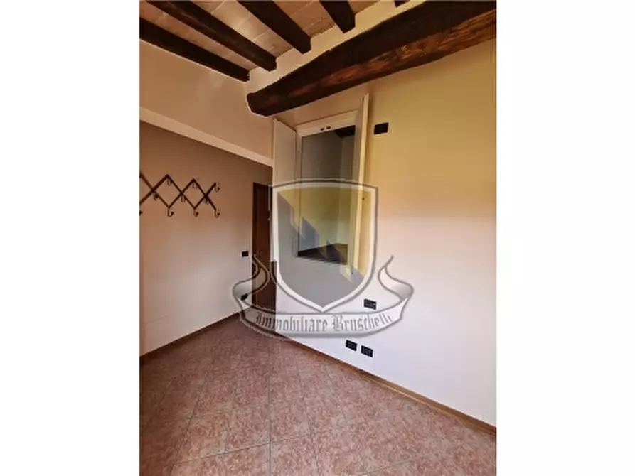 Immagine 12 di Appartamento in vendita  a Sovicille