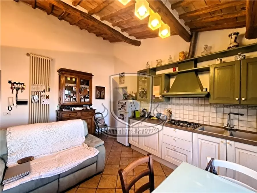 Immagine 2 di Appartamento in vendita  a Sovicille