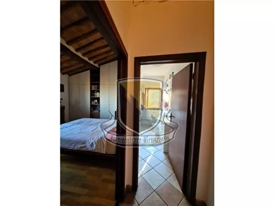 Immagine 6 di Appartamento in vendita  a Sovicille