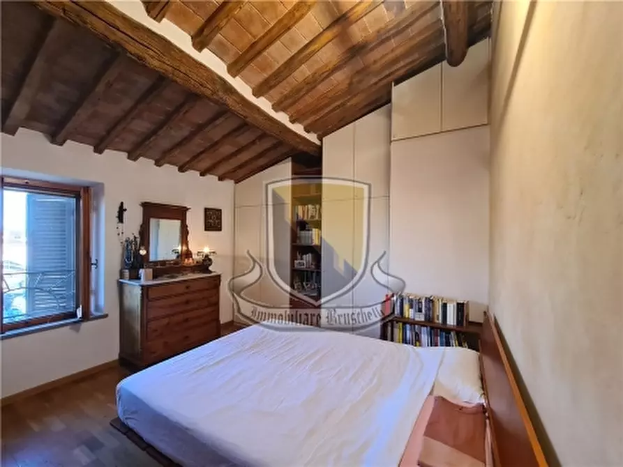 Immagine 8 di Appartamento in vendita  a Sovicille