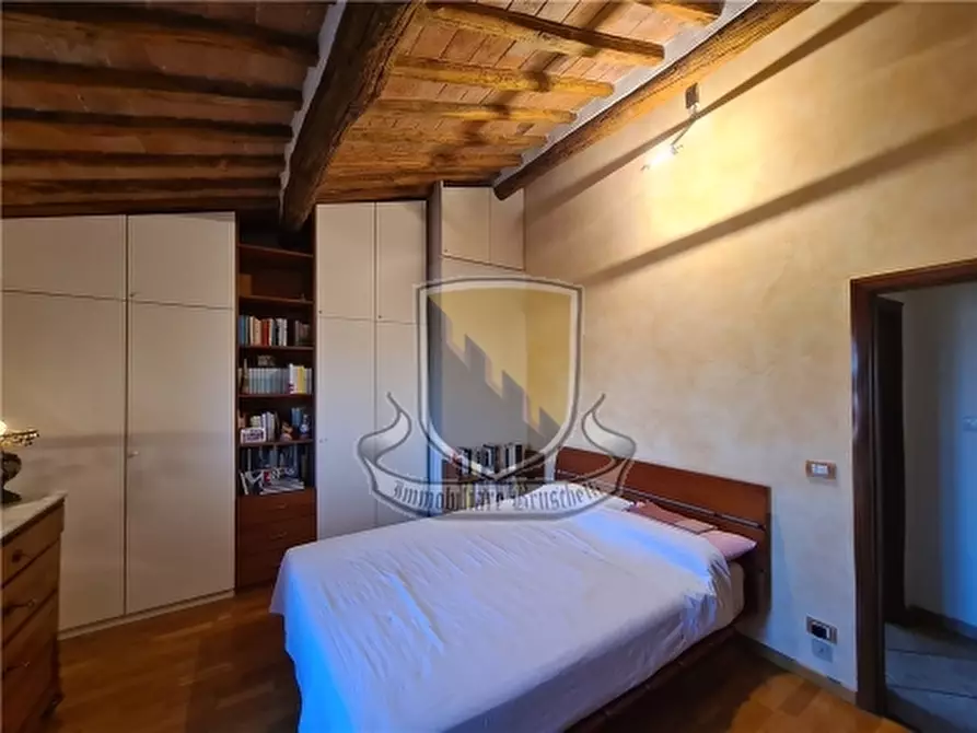 Immagine 12 di Appartamento in vendita  a Sovicille