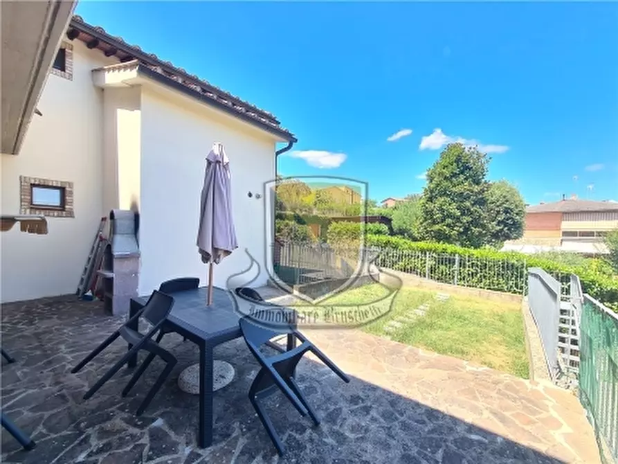 Immagine 9 di Appartamento in vendita  a Sovicille