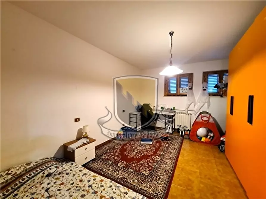 Immagine 13 di Appartamento in vendita  a Sovicille