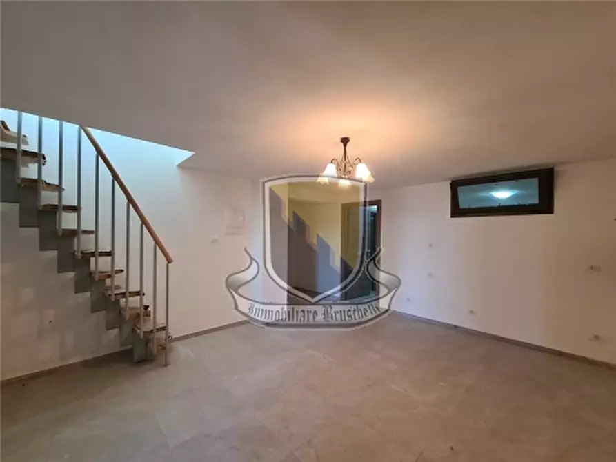 Immagine 16 di Appartamento in vendita  a Monteriggioni