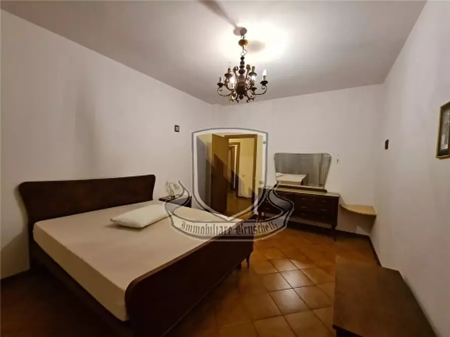 Immagine 8 di Appartamento in vendita  a Monteriggioni