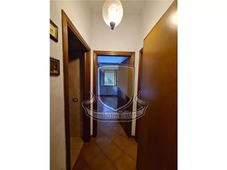 Immagine 10 di Appartamento in vendita  a Monteriggioni