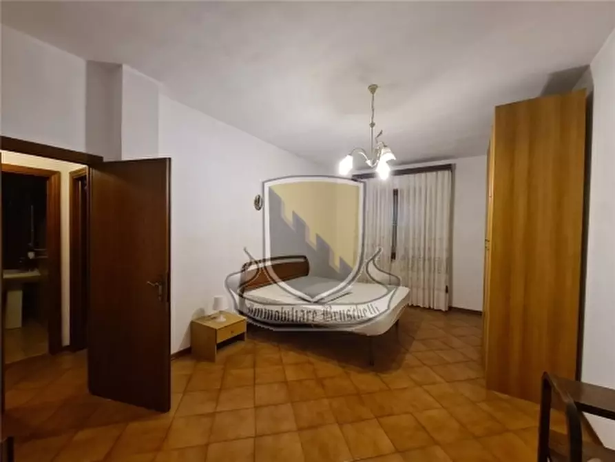 Immagine 13 di Appartamento in vendita  a Monteriggioni