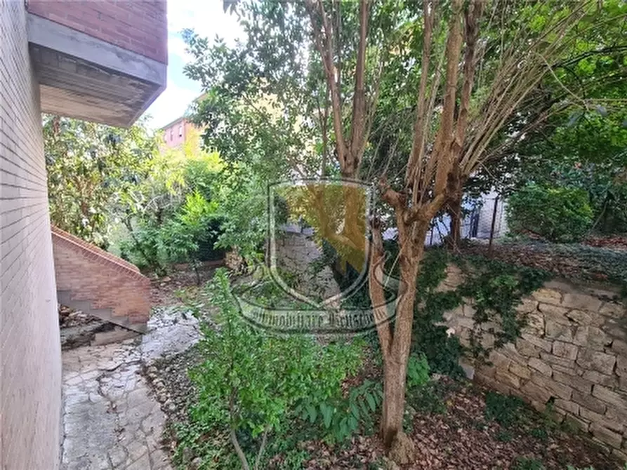 Immagine 21 di Appartamento in vendita  a Monteriggioni