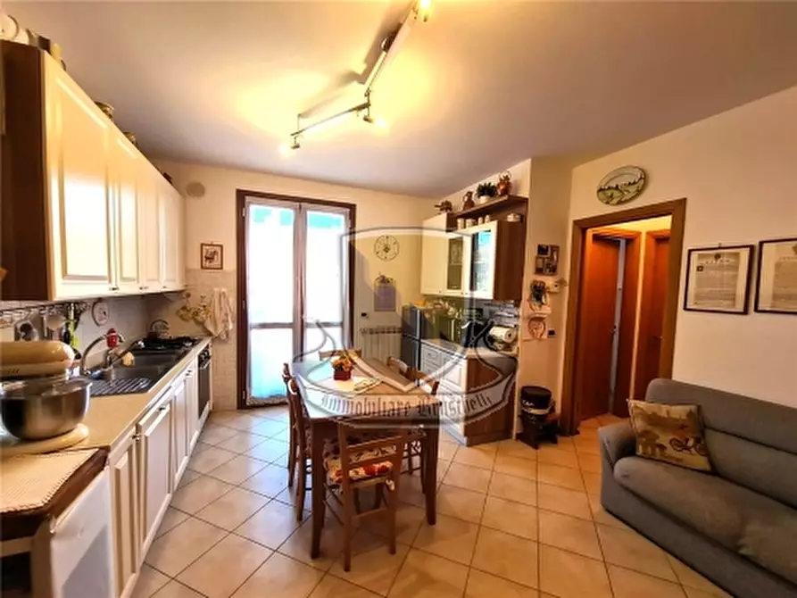 Immagine 3 di Appartamento in vendita  a Sovicille