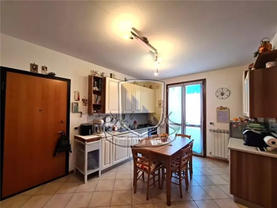 Immagine 4 di Appartamento in vendita  a Sovicille