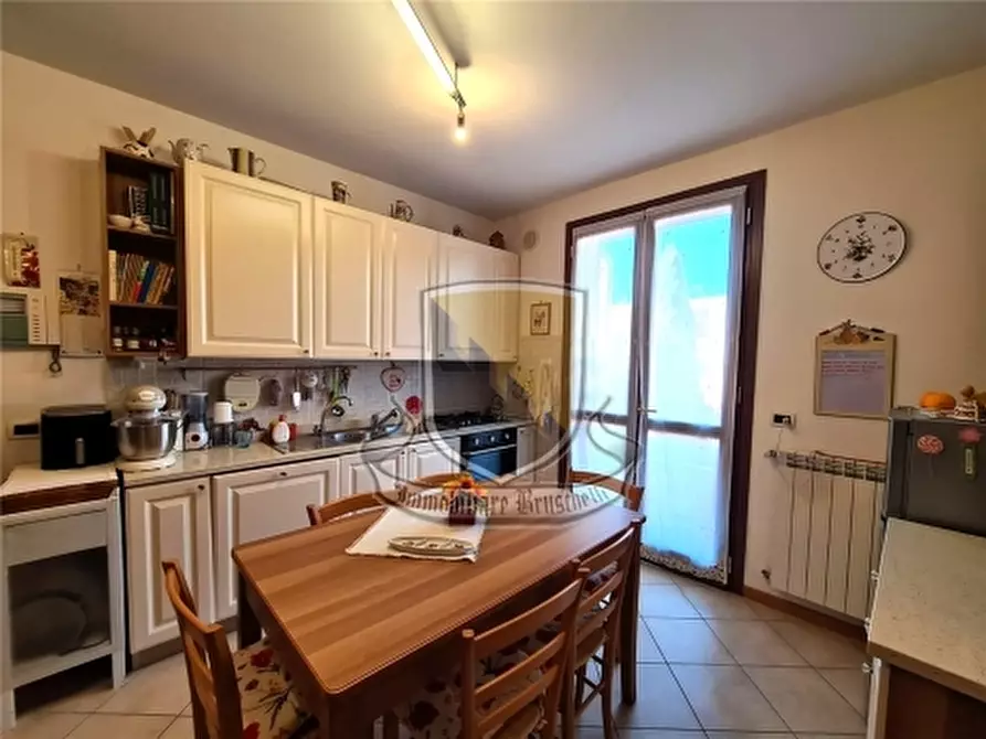 Immagine 5 di Appartamento in vendita  a Sovicille