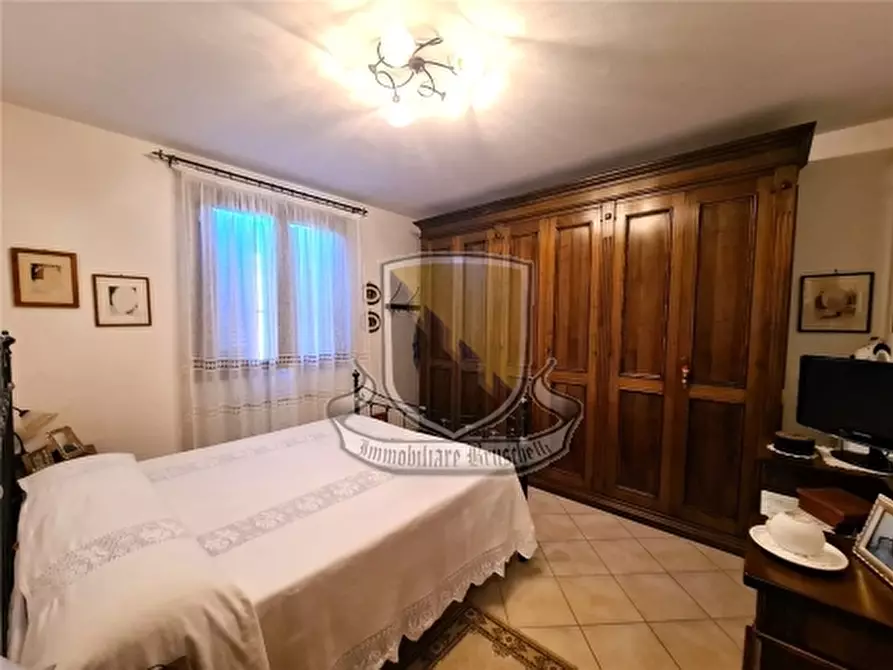 Immagine 13 di Appartamento in vendita  a Sovicille