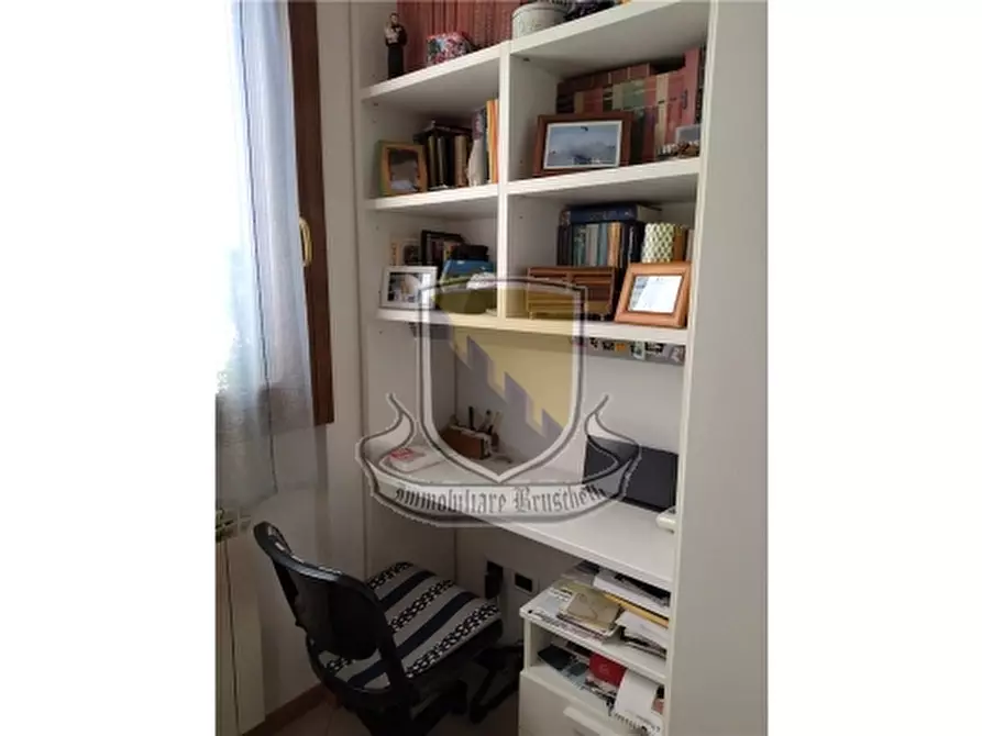 Immagine 16 di Appartamento in vendita  a Sovicille