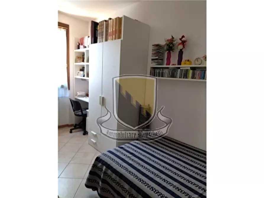 Immagine 17 di Appartamento in vendita  a Sovicille