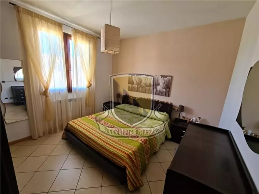 Immagine 15 di Appartamento in vendita  a Sovicille