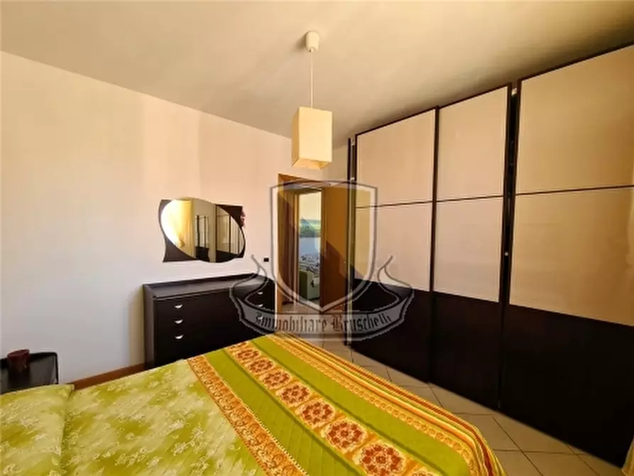 Immagine 16 di Appartamento in vendita  a Sovicille