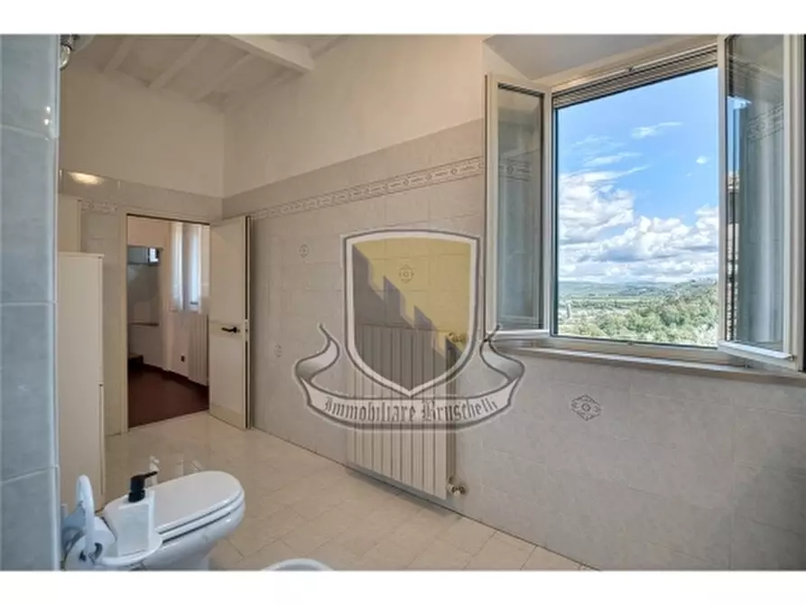 Immagine 25 di Appartamento in vendita  a Sovicille