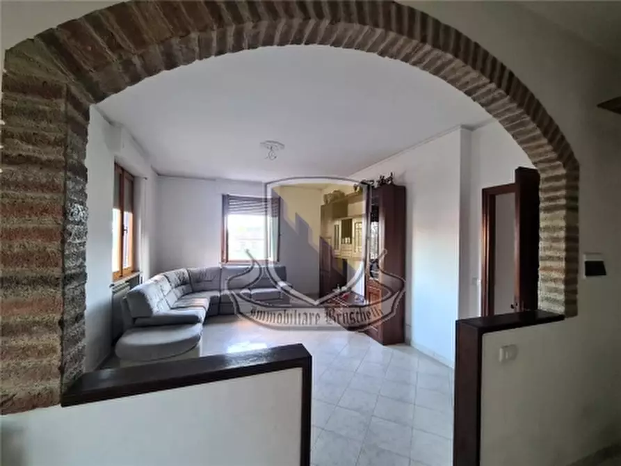 Immagine 3 di Appartamento in vendita  a Sovicille