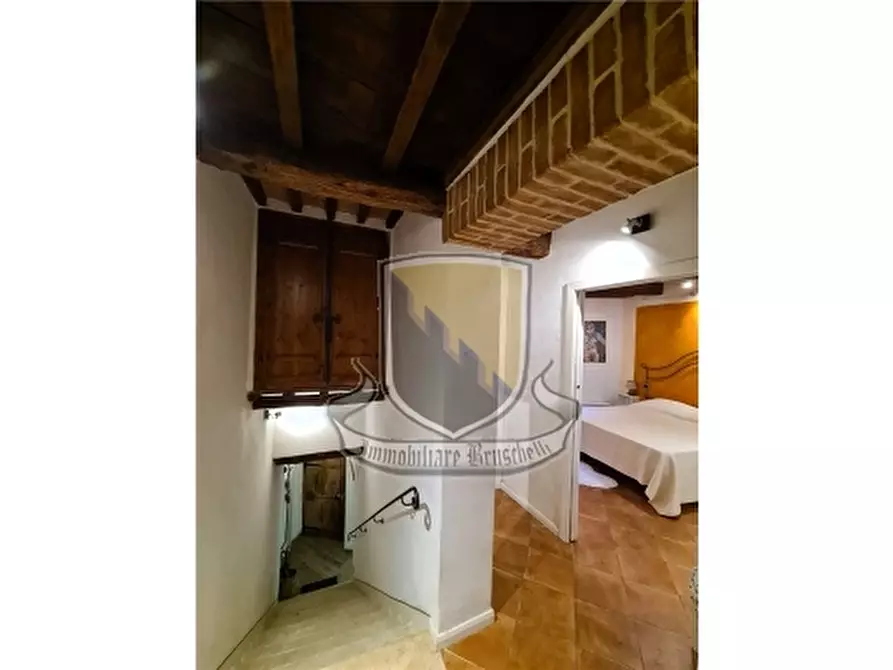 Immagine 10 di Appartamento in vendita  a Sovicille