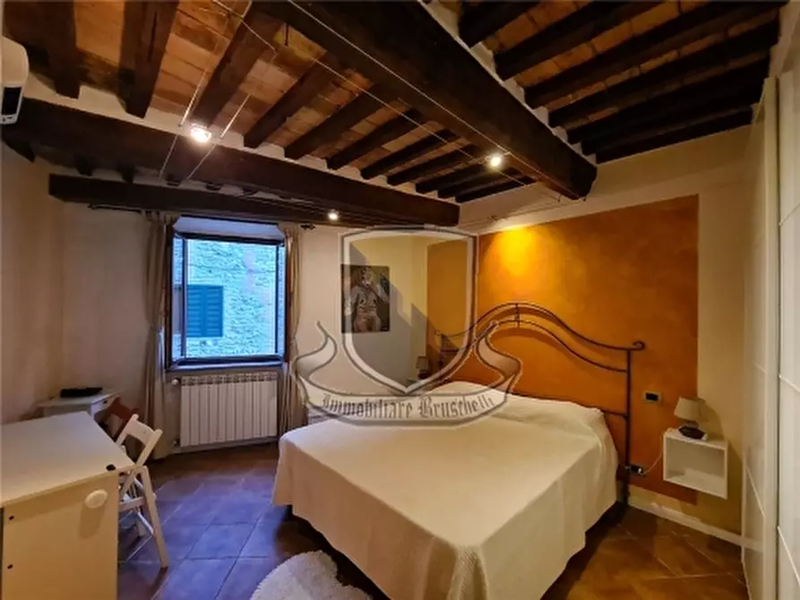 Immagine 11 di Appartamento in vendita  a Sovicille