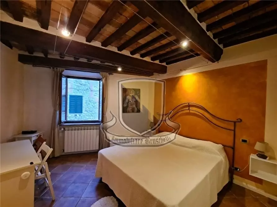 Immagine 12 di Appartamento in vendita  a Sovicille