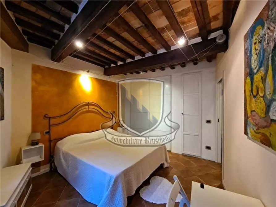 Immagine 13 di Appartamento in vendita  a Sovicille