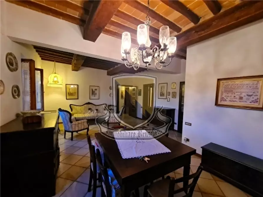 Immagine 12 di Appartamento in vendita  a Sovicille