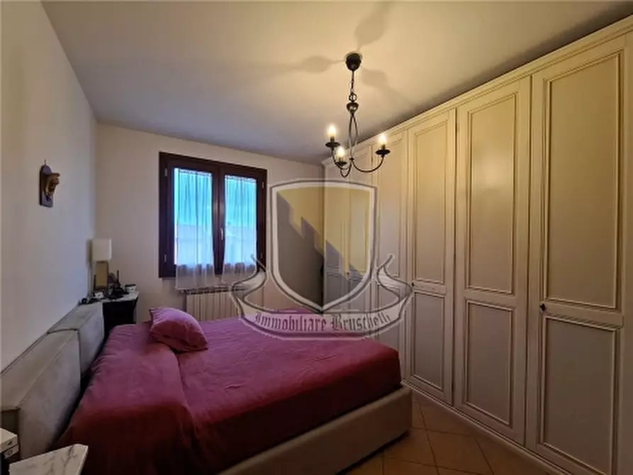 Immagine 12 di Appartamento in vendita  a Sovicille