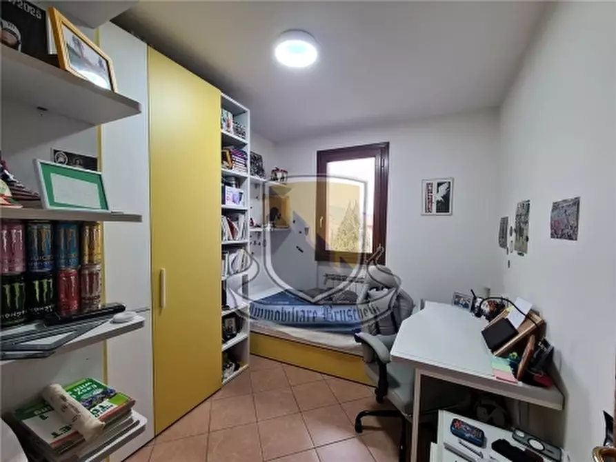 Immagine 15 di Appartamento in vendita  a Sovicille