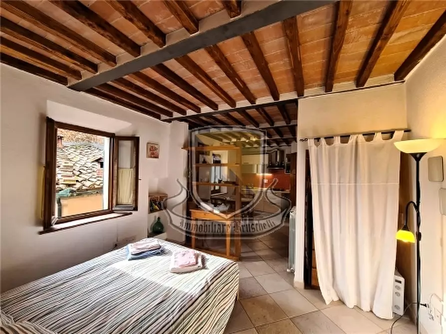 Immagine 6 di Appartamento in vendita  a Chiusdino