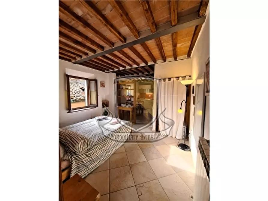 Immagine 9 di Appartamento in vendita  a Chiusdino