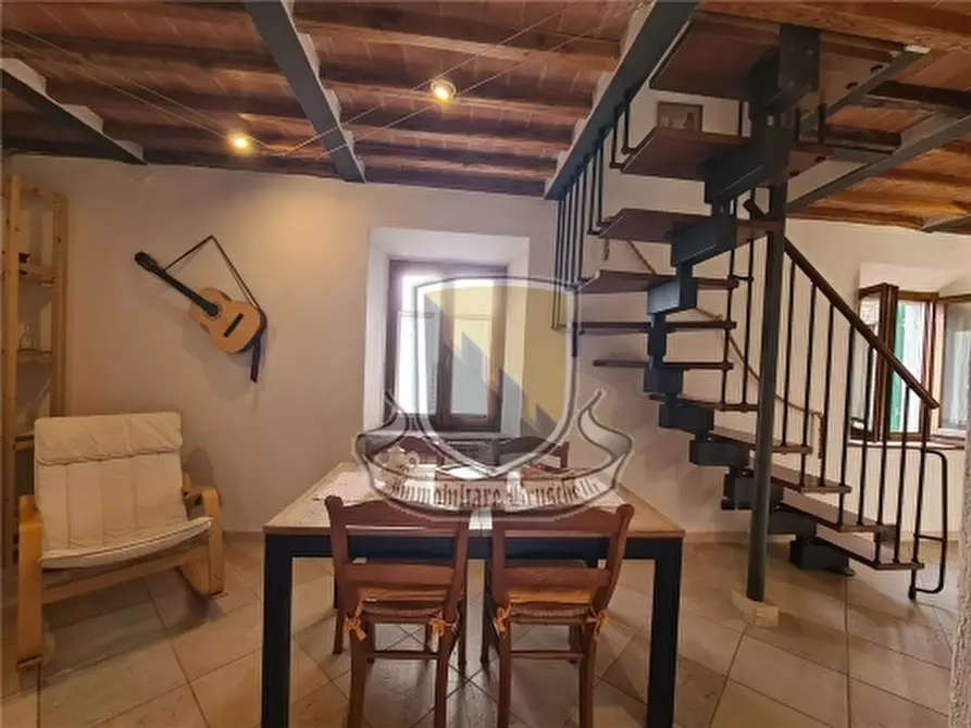 Immagine 5 di Appartamento in vendita  a Chiusdino