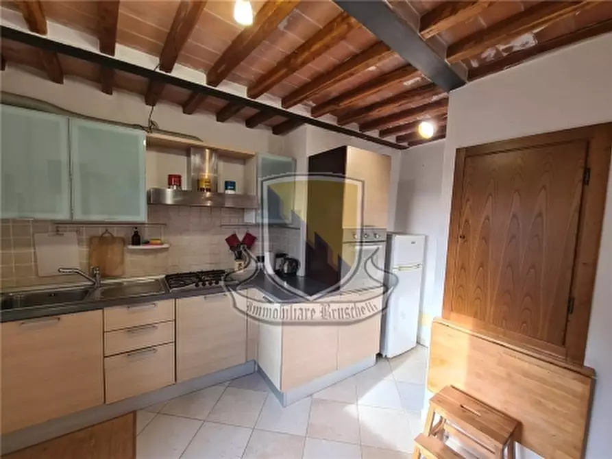 Immagine 10 di Appartamento in vendita  a Chiusdino