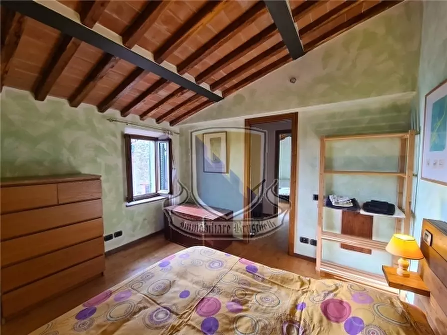 Immagine 16 di Appartamento in vendita  a Chiusdino