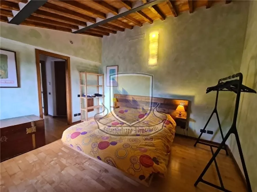 Immagine 18 di Appartamento in vendita  a Chiusdino