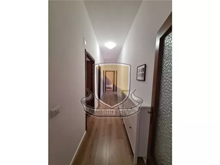 Immagine 11 di Appartamento in vendita  a Sovicille