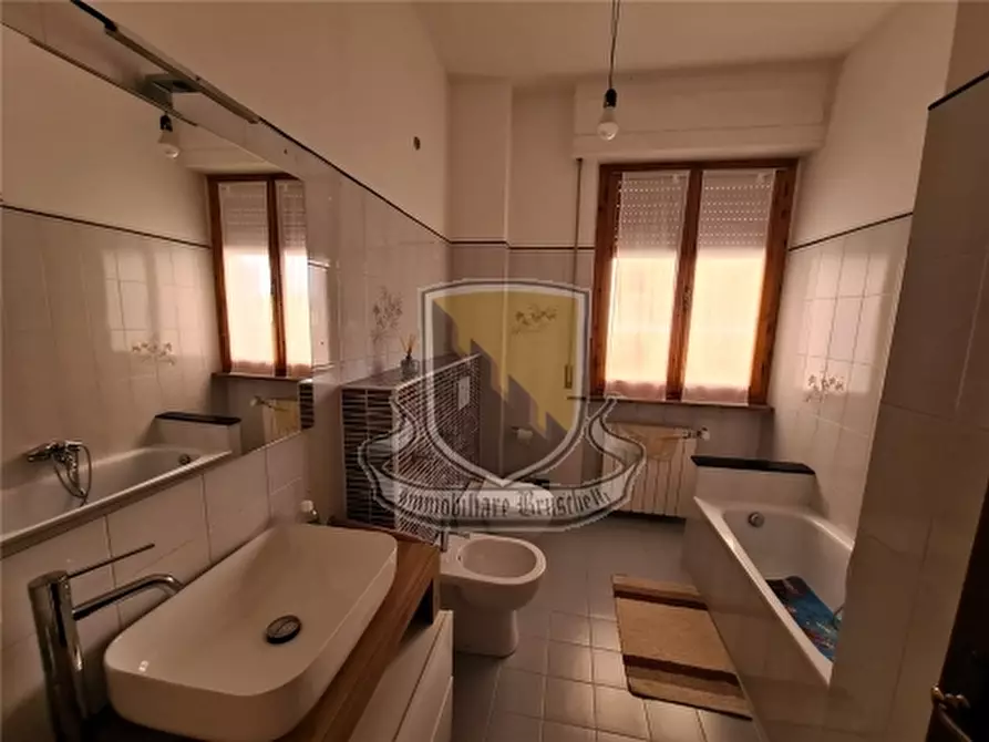 Immagine 13 di Appartamento in vendita  a Sovicille