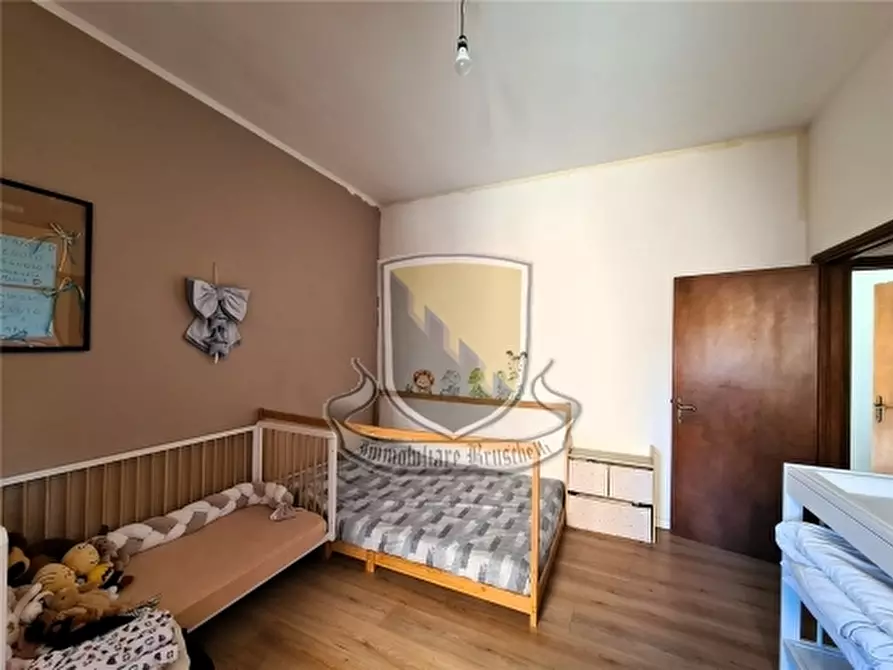 Immagine 18 di Appartamento in vendita  a Sovicille