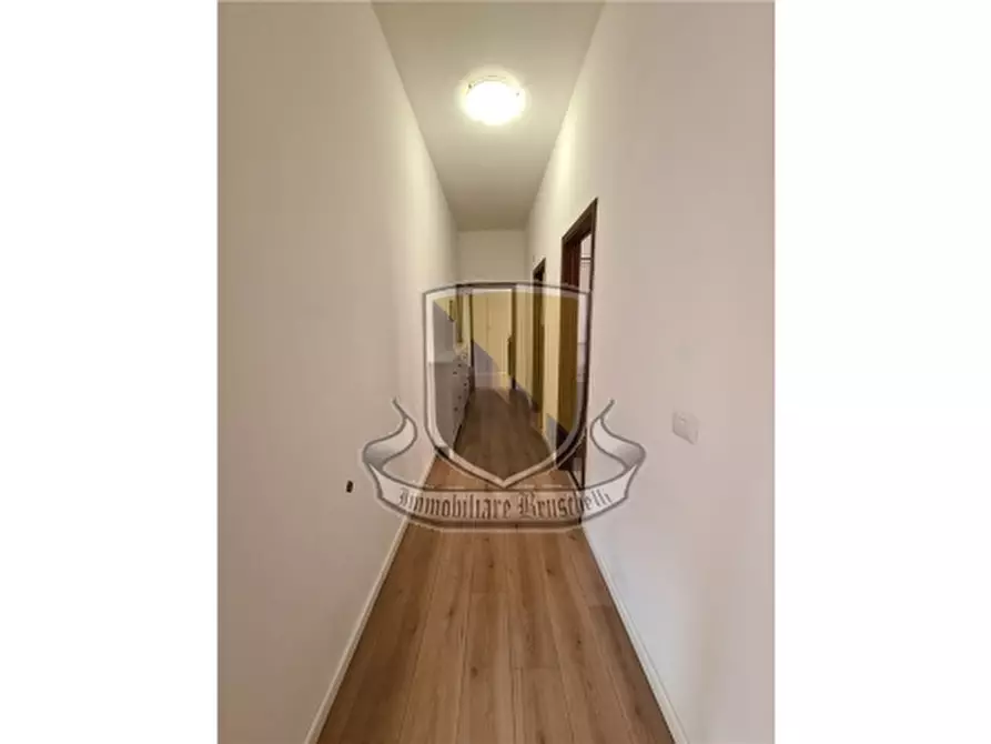 Immagine 21 di Appartamento in vendita  a Sovicille