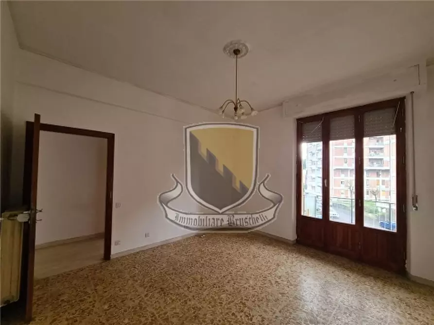 Immagine 17 di Appartamento in vendita  a Siena