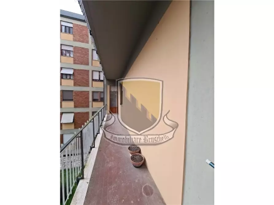 Immagine 19 di Appartamento in vendita  a Siena