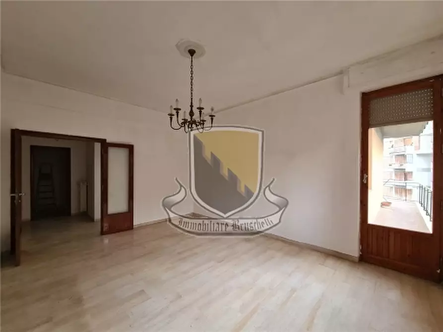 Immagine 20 di Appartamento in vendita  a Siena