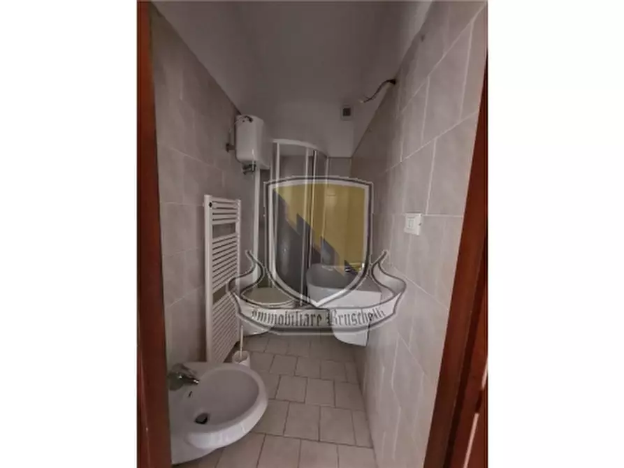 Immagine 9 di Appartamento in vendita  a Monticiano