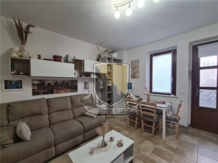 Immagine 3 di Appartamento in vendita  a Sovicille