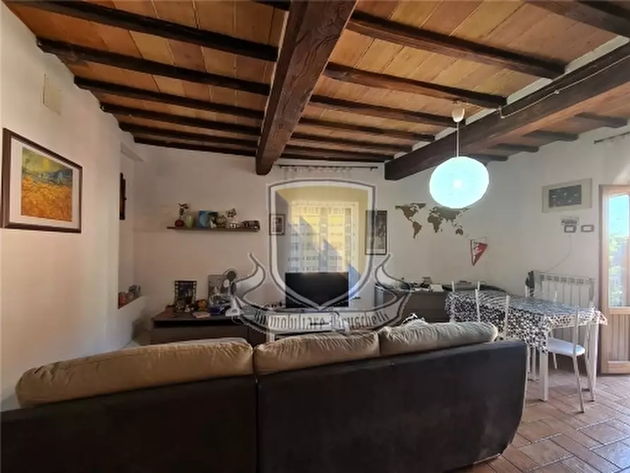 Immagine 5 di Appartamento in vendita  a Sovicille