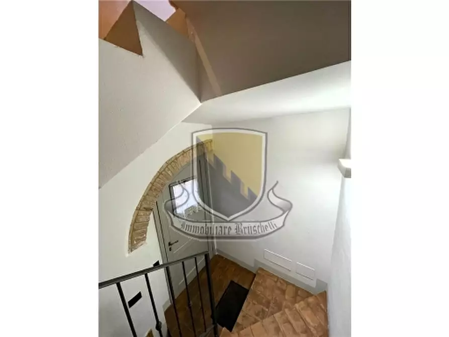 Immagine 2 di Appartamento in vendita  a Monteriggioni