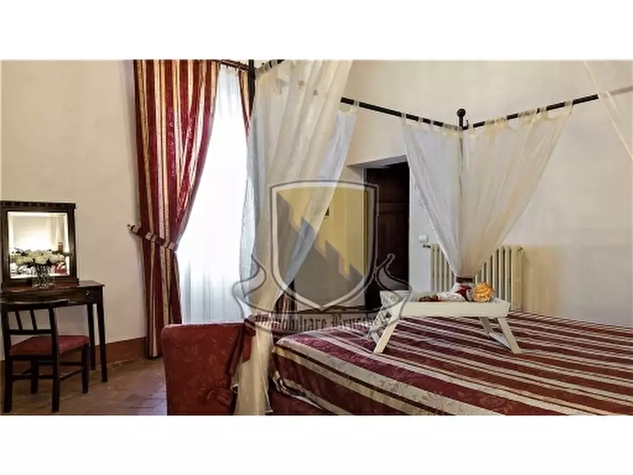 Immagine 22 di Villa in vendita  a Murlo