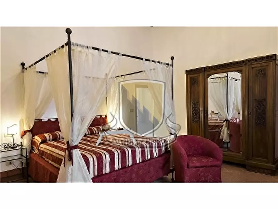 Immagine 23 di Villa in vendita  a Murlo